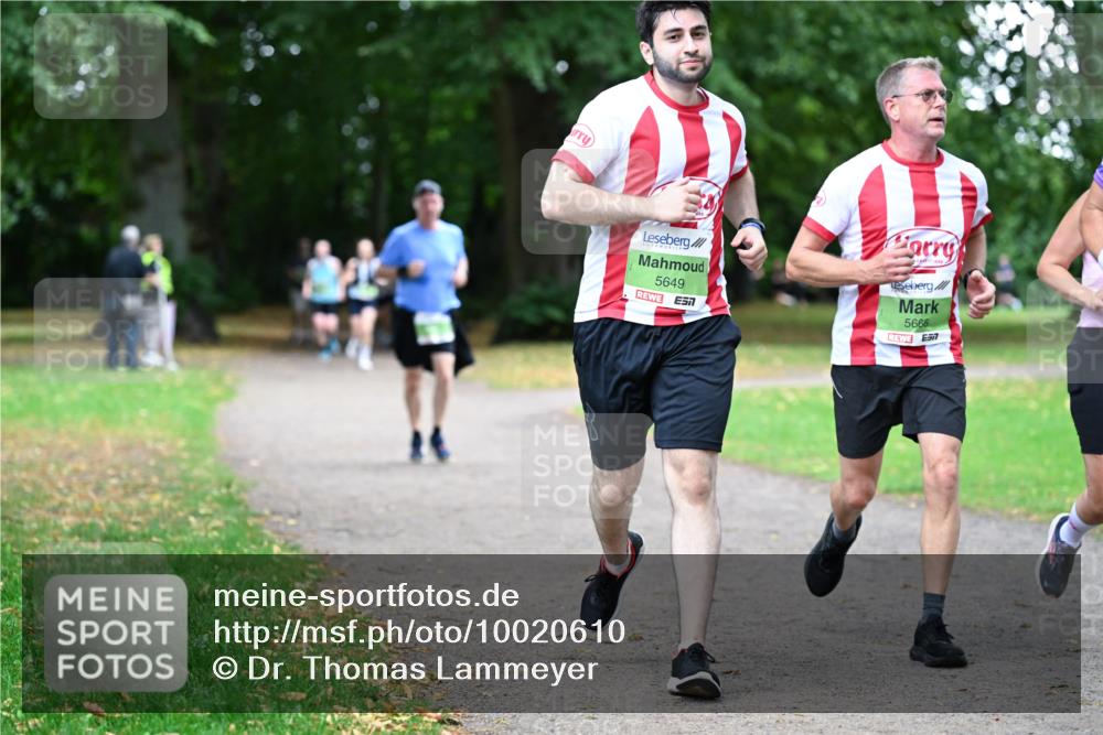 30.08.2026 - Blankeneser Heldenlauf Dr. Thomas Lammeyer http://msf.ph/oto/10020610 30.08.2026 10:11:45 Laufen 5649, 5666 meine-sportfotos.de