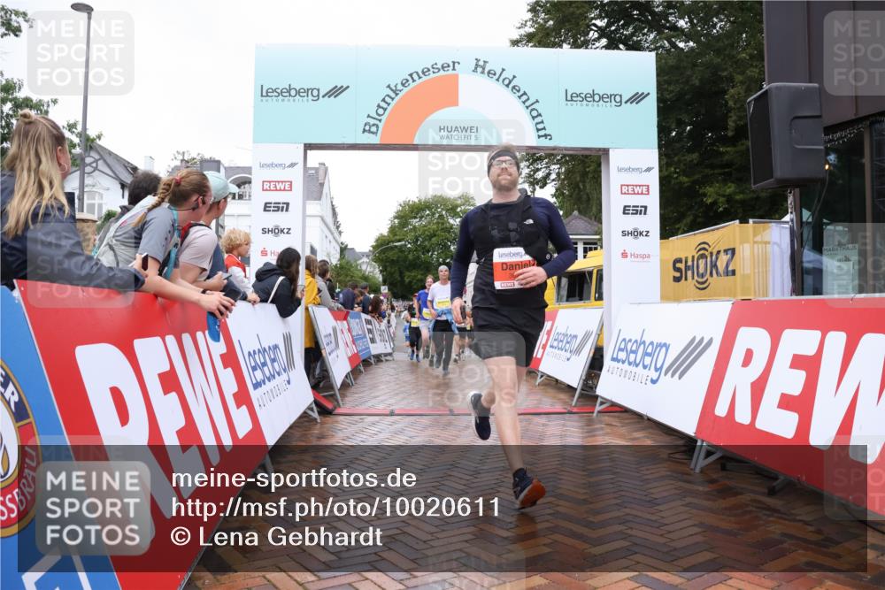 30.08.2026 - Blankeneser Heldenlauf Lena Gebhardt http://msf.ph/oto/10020611 30.08.2026 09:45:25 Ziel 1056, 1152, 1185, 1379, 1419, 1455, 1462, 1710, 3625 meine-sportfotos.de