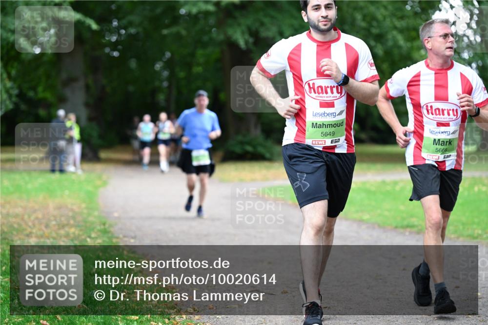 30.08.2026 - Blankeneser Heldenlauf Dr. Thomas Lammeyer http://msf.ph/oto/10020614 30.08.2026 10:11:45 Laufen 1688, 5649, 57, 1688, 5666, 7 meine-sportfotos.de