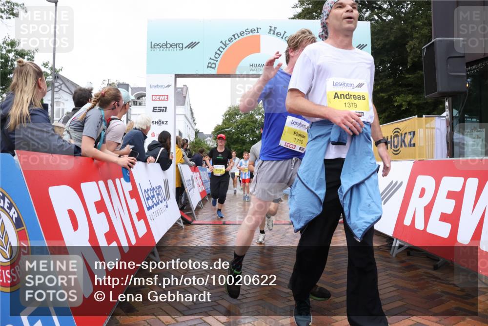 30.08.2026 - Blankeneser Heldenlauf Lena Gebhardt http://msf.ph/oto/10020622 30.08.2026 09:45:29 Ziel 1056, 1117, 1185, 1199, 1204, 1354, 1379, 1419, 1420, 1455, 1608, 1710, 1754, 1764, 3625 meine-sportfotos.de