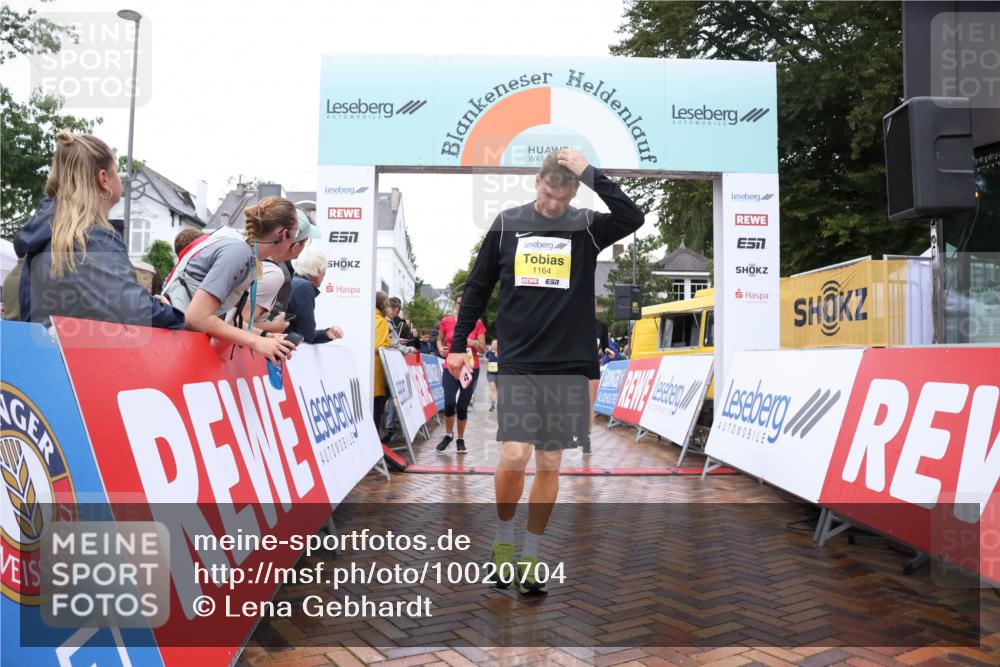 30.08.2026 - Blankeneser Heldenlauf Lena Gebhardt http://msf.ph/oto/10020704 30.08.2026 09:45:51 Ziel 1033, 1164, 1176, 1231, 1346, 3733 meine-sportfotos.de
