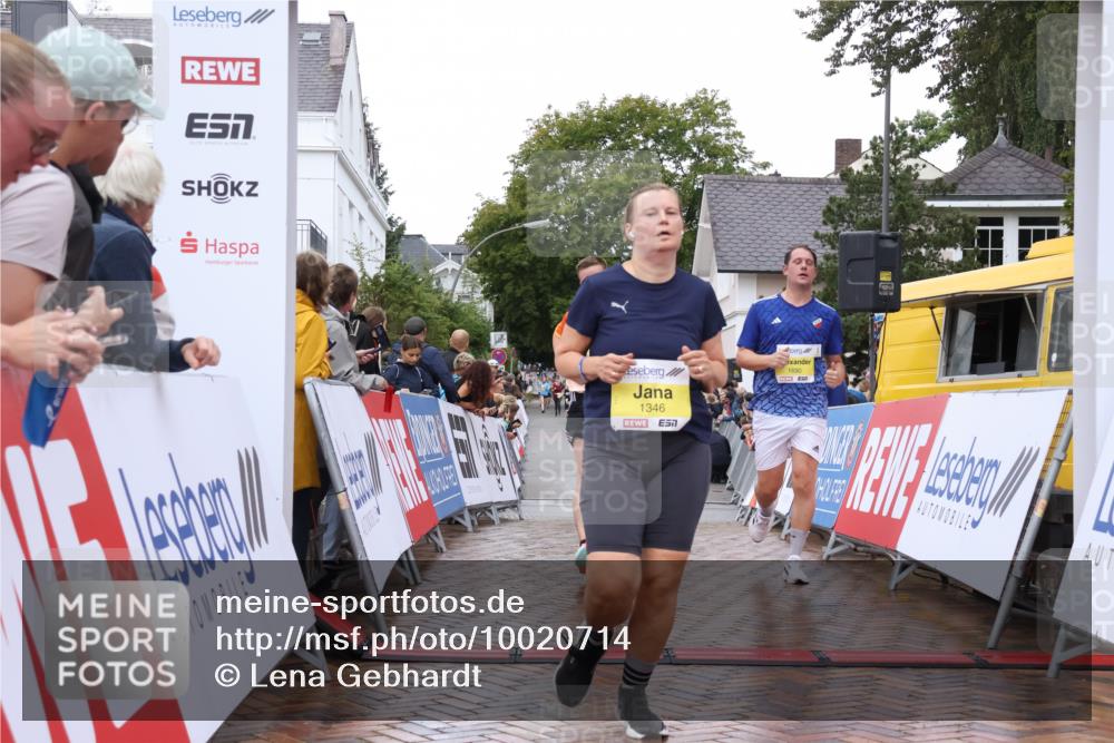 30.08.2026 - Blankeneser Heldenlauf Lena Gebhardt http://msf.ph/oto/10020714 30.08.2026 09:45:56 Ziel 1164, 1176, 1191, 1231, 1346, 1690 meine-sportfotos.de