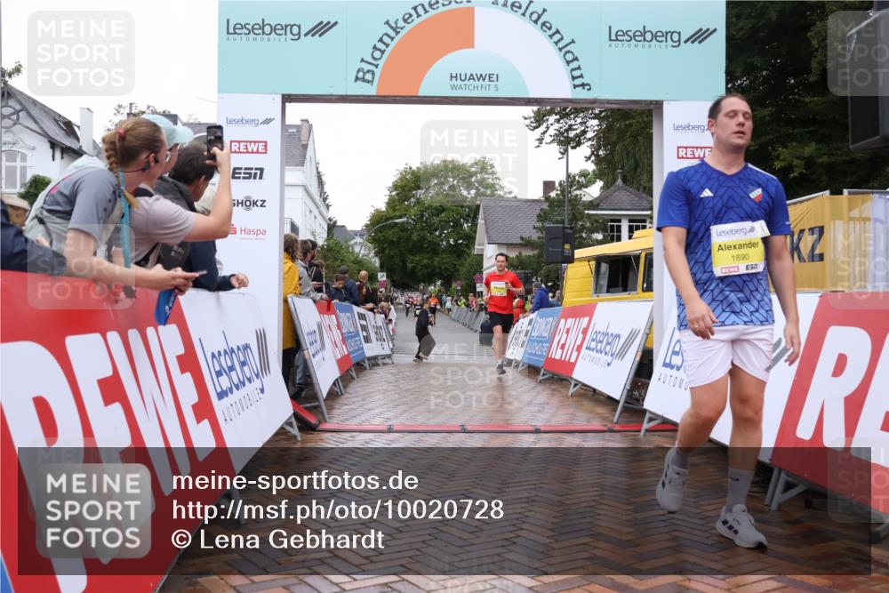 30.08.2026 - Blankeneser Heldenlauf Lena Gebhardt http://msf.ph/oto/10020728 30.08.2026 09:46:00 Ziel 1191, 1346, 1596, 1690 meine-sportfotos.de