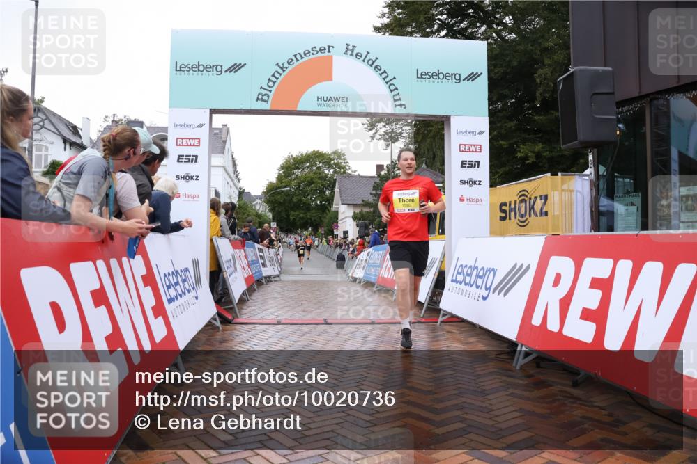 30.08.2026 - Blankeneser Heldenlauf Lena Gebhardt http://msf.ph/oto/10020736 30.08.2026 09:46:02 Ziel 1191, 1346, 1596, 1690 meine-sportfotos.de