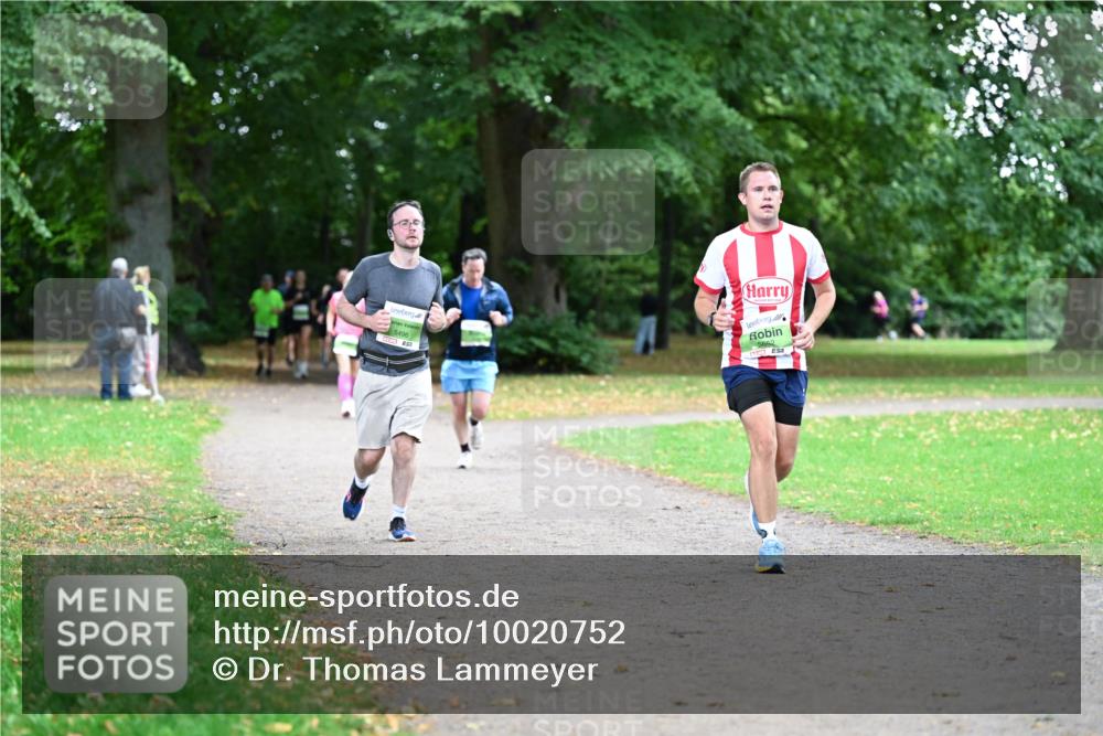 30.08.2026 - Blankeneser Heldenlauf Dr. Thomas Lammeyer http://msf.ph/oto/10020752 30.08.2026 10:11:59 Laufen 5496, 5652 meine-sportfotos.de