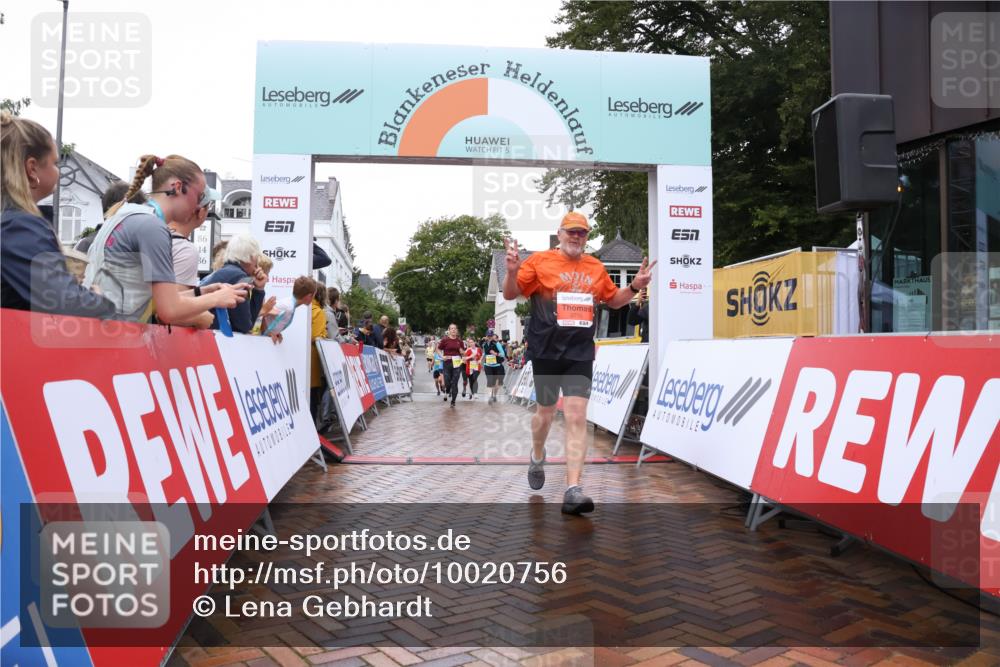 30.08.2026 - Blankeneser Heldenlauf Lena Gebhardt http://msf.ph/oto/10020756 30.08.2026 09:46:16 Ziel 1143, 1218, 1271, 1283, 1299, 1483, 1584, 3716 meine-sportfotos.de