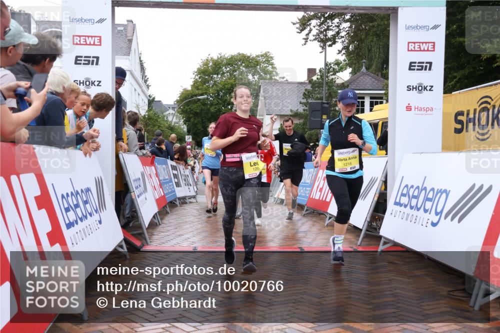 30.08.2026 - Blankeneser Heldenlauf Lena Gebhardt http://msf.ph/oto/10020766 30.08.2026 09:46:19 Ziel 1143, 1218, 1283, 1299, 1483, 1584, 1651, 1730, 3716 meine-sportfotos.de
