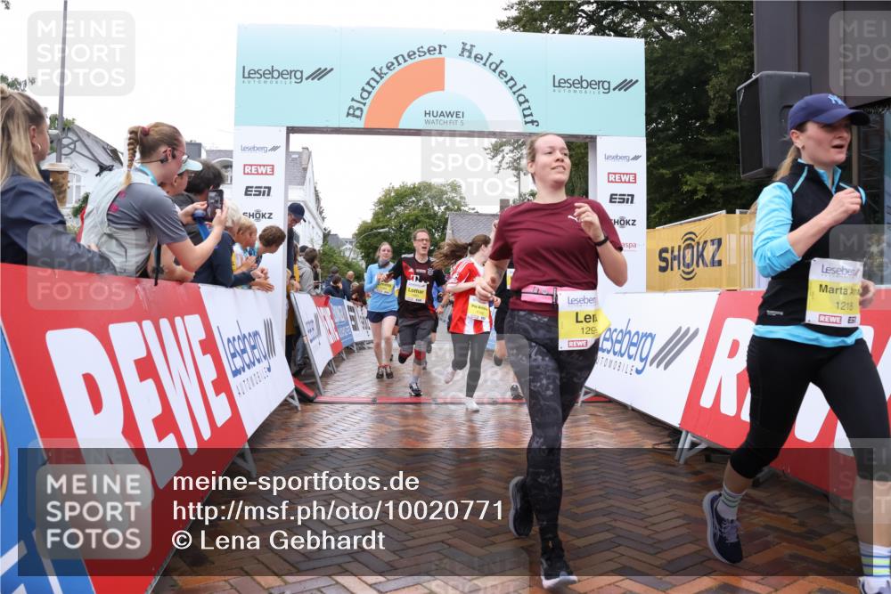 30.08.2026 - Blankeneser Heldenlauf Lena Gebhardt http://msf.ph/oto/10020771 30.08.2026 09:46:20 Ziel 1143, 1218, 1283, 1299, 1483, 1584, 1651, 1730, 3716 meine-sportfotos.de