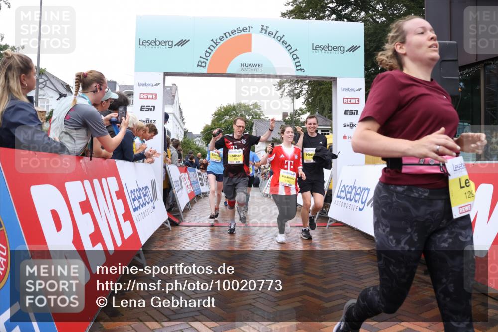 30.08.2026 - Blankeneser Heldenlauf Lena Gebhardt http://msf.ph/oto/10020773 30.08.2026 09:46:21 Ziel 1143, 1218, 1283, 1299, 1483, 1584, 1651, 1730, 3716 meine-sportfotos.de