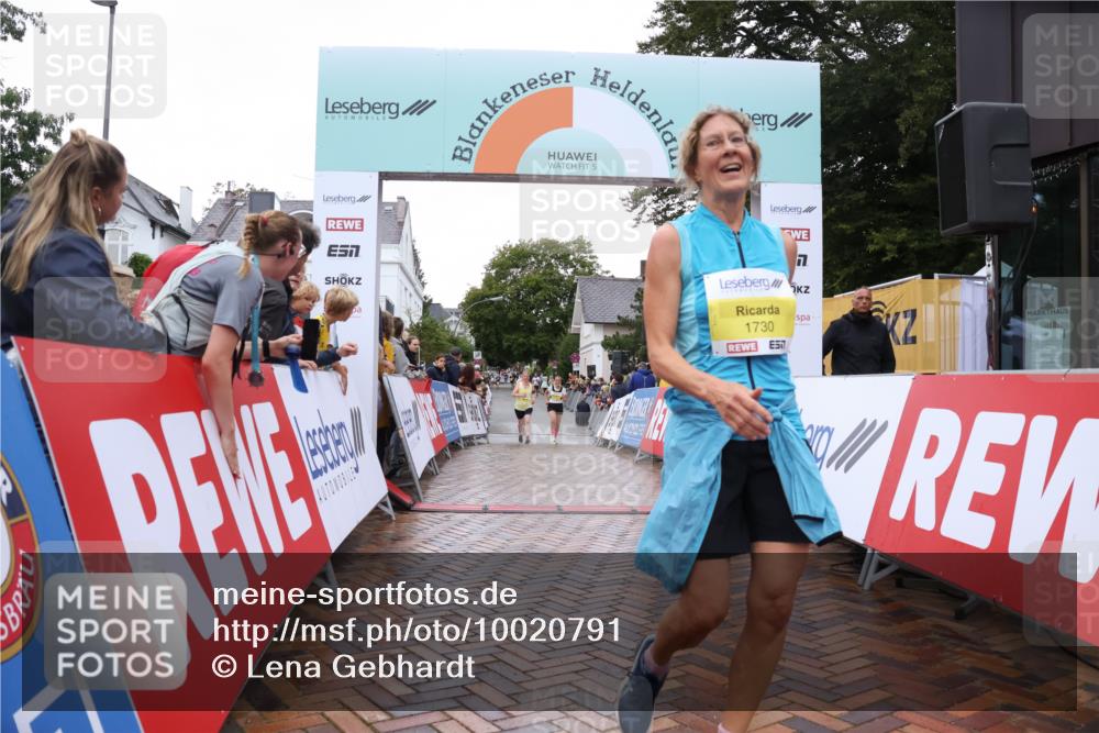 30.08.2026 - Blankeneser Heldenlauf Lena Gebhardt http://msf.ph/oto/10020791 30.08.2026 09:46:24 Ziel 1037, 1143, 1218, 1238, 1283, 1299, 1483, 1584, 1651, 1730 meine-sportfotos.de
