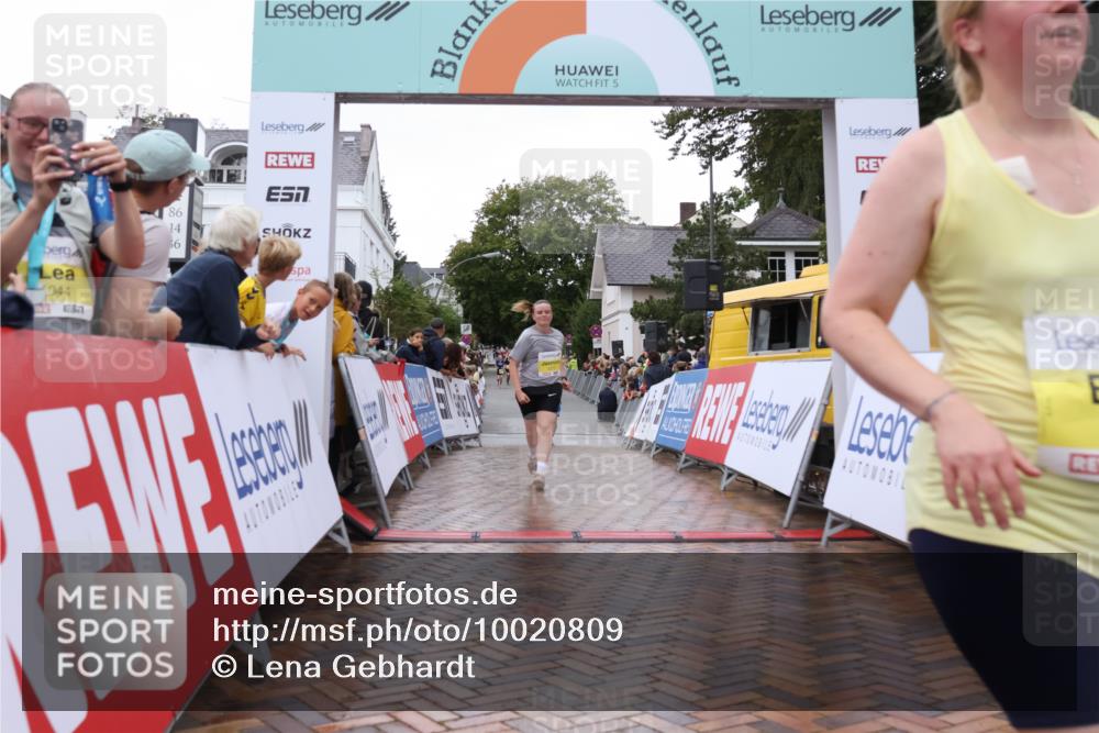 30.08.2026 - Blankeneser Heldenlauf Lena Gebhardt http://msf.ph/oto/10020809 30.08.2026 09:46:31 Ziel 1037, 1238, 1261, 1277 meine-sportfotos.de