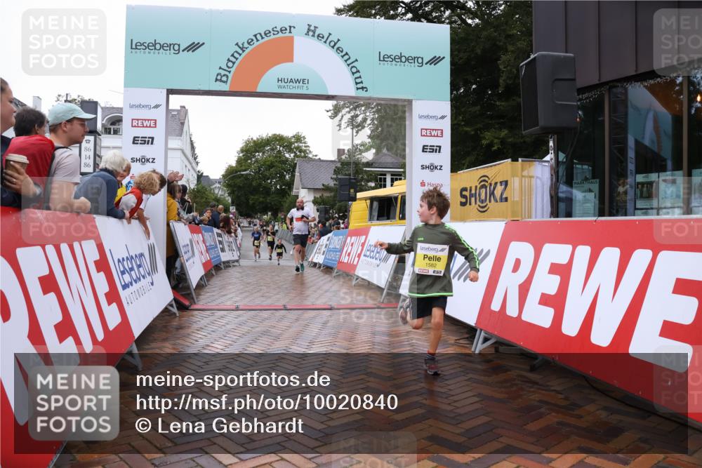 30.08.2026 - Blankeneser Heldenlauf Lena Gebhardt http://msf.ph/oto/10020840 30.08.2026 09:46:42 Ziel 1261, 1582, 3718 meine-sportfotos.de