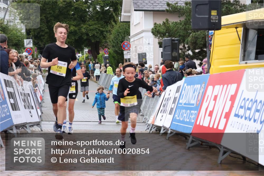 30.08.2026 - Blankeneser Heldenlauf Lena Gebhardt http://msf.ph/oto/10020854 30.08.2026 09:46:47 Ziel 1385, 1519, 1572, 1582, 3718 meine-sportfotos.de