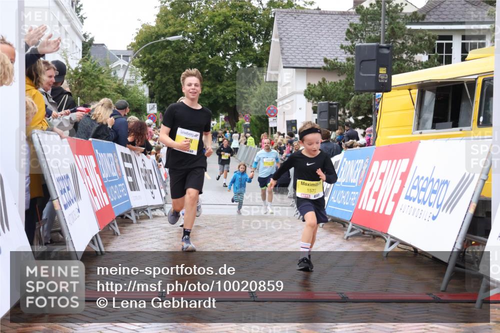 30.08.2026 - Blankeneser Heldenlauf Lena Gebhardt http://msf.ph/oto/10020859 30.08.2026 09:46:47 Ziel 1385, 1519, 1572, 1582, 3718 meine-sportfotos.de