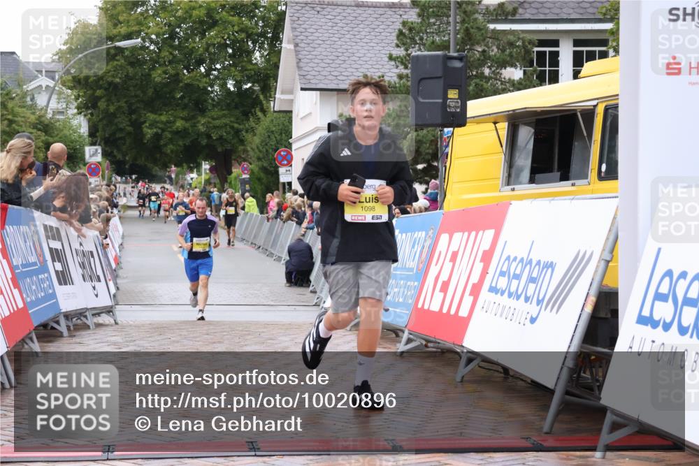 30.08.2026 - Blankeneser Heldenlauf Lena Gebhardt http://msf.ph/oto/10020896 30.08.2026 09:46:56 Ziel 1098, 1385, 1519, 1799 meine-sportfotos.de