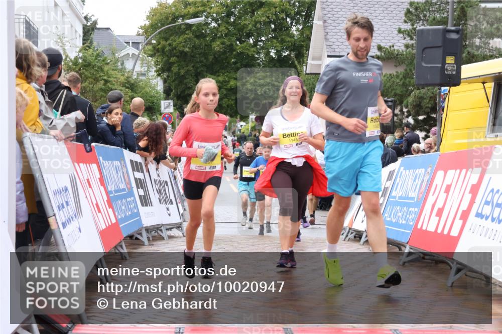 30.08.2026 - Blankeneser Heldenlauf Lena Gebhardt http://msf.ph/oto/10020947 30.08.2026 09:47:16 Ziel 1145, 1276, 1291, 1292, 1723, 1724 meine-sportfotos.de