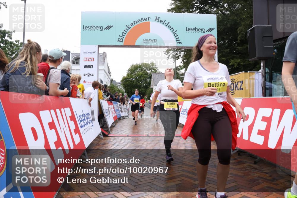 30.08.2026 - Blankeneser Heldenlauf Lena Gebhardt http://msf.ph/oto/10020967 30.08.2026 09:47:20 Ziel 1145, 1273, 1276, 1291, 1292, 1302, 1579, 1607, 1724 meine-sportfotos.de