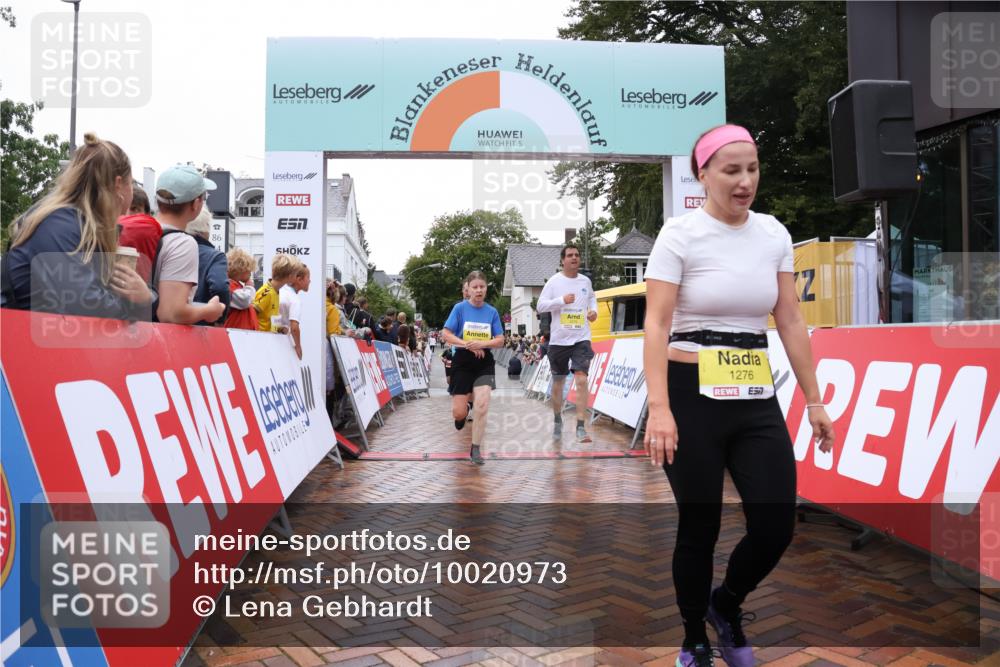30.08.2026 - Blankeneser Heldenlauf Lena Gebhardt http://msf.ph/oto/10020973 30.08.2026 09:47:22 Ziel 1145, 1175, 1273, 1276, 1291, 1292, 1302, 1579, 1607 meine-sportfotos.de
