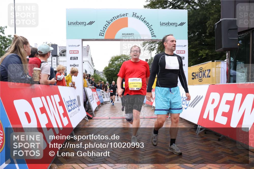30.08.2026 - Blankeneser Heldenlauf Lena Gebhardt http://msf.ph/oto/10020993 30.08.2026 09:47:25 Ziel 1145, 1175, 1252, 1273, 1276, 1291, 1292, 1302, 1579, 1607, 3546 meine-sportfotos.de