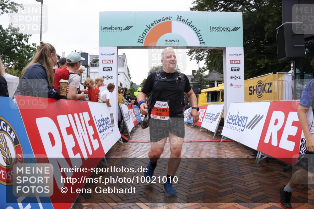 30.08.2026 - Blankeneser Heldenlauf Lena Gebhardt http://msf.ph/oto/10021010 30.08.2026 09:47:30 Ziel 1175, 1252, 1302, 1459, 1460, 1607, 3546 meine-sportfotos.de