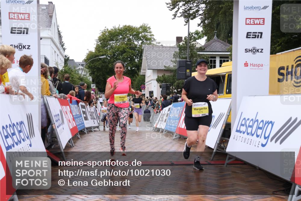 30.08.2026 - Blankeneser Heldenlauf Lena Gebhardt http://msf.ph/oto/10021030 30.08.2026 09:47:41 Ziel 1126, 1265, 1275, 1322, 1735 meine-sportfotos.de