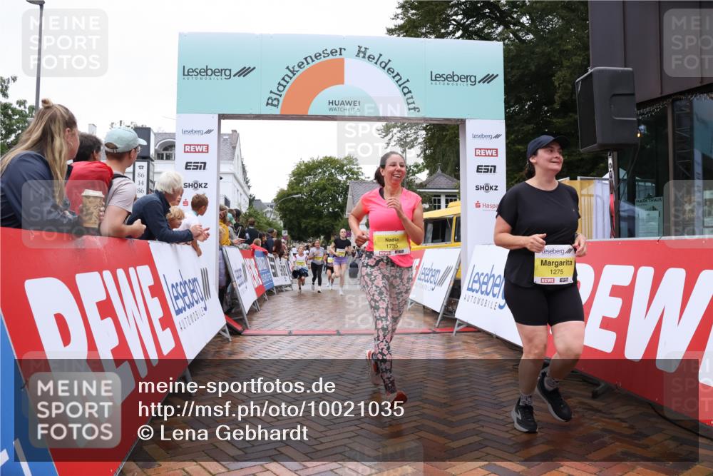 30.08.2026 - Blankeneser Heldenlauf Lena Gebhardt http://msf.ph/oto/10021035 30.08.2026 09:47:42 Ziel 1126, 1265, 1275, 1322, 1735, 1751 meine-sportfotos.de