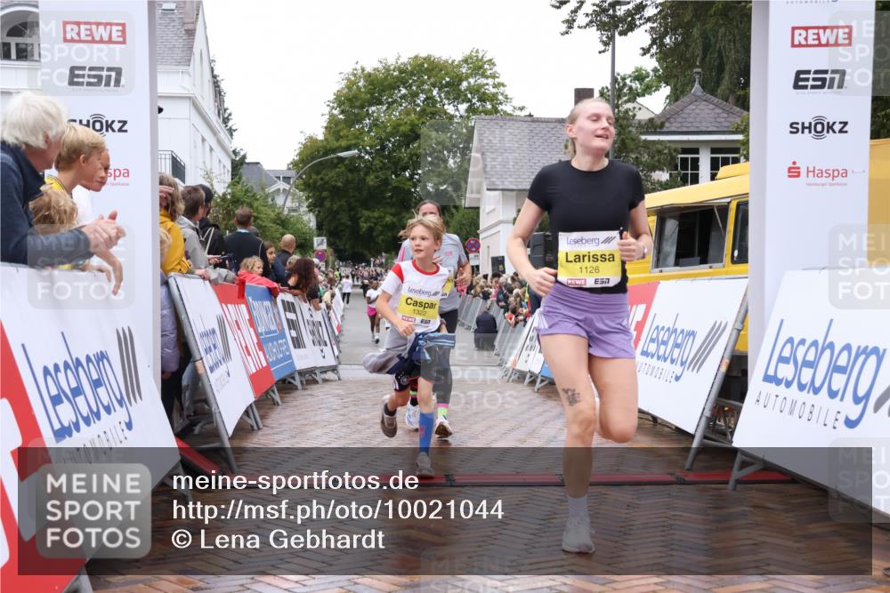 30.08.2026 - Blankeneser Heldenlauf Lena Gebhardt http://msf.ph/oto/10021044 30.08.2026 09:47:45 Ziel 1126, 1265, 1275, 1322, 1735, 1751 meine-sportfotos.de
