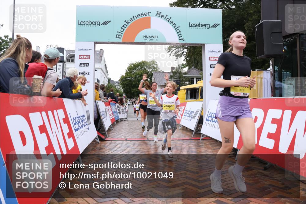 30.08.2026 - Blankeneser Heldenlauf Lena Gebhardt http://msf.ph/oto/10021049 30.08.2026 09:47:46 Ziel 1126, 1137, 1265, 1275, 1286, 1322, 1735, 1751 meine-sportfotos.de