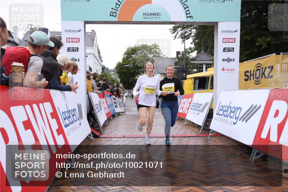30.08.2026 - Blankeneser Heldenlauf Lena Gebhardt http://msf.ph/oto/10021071 30.08.2026 09:47:51 Ziel 1126, 1137, 1265, 1286, 1322, 1751, 3653 meine-sportfotos.de