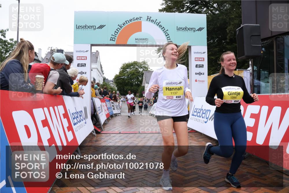 30.08.2026 - Blankeneser Heldenlauf Lena Gebhardt http://msf.ph/oto/10021078 30.08.2026 09:47:53 Ziel 1137, 1265, 1286, 1751, 1763, 3653, 3663, 3664 meine-sportfotos.de
