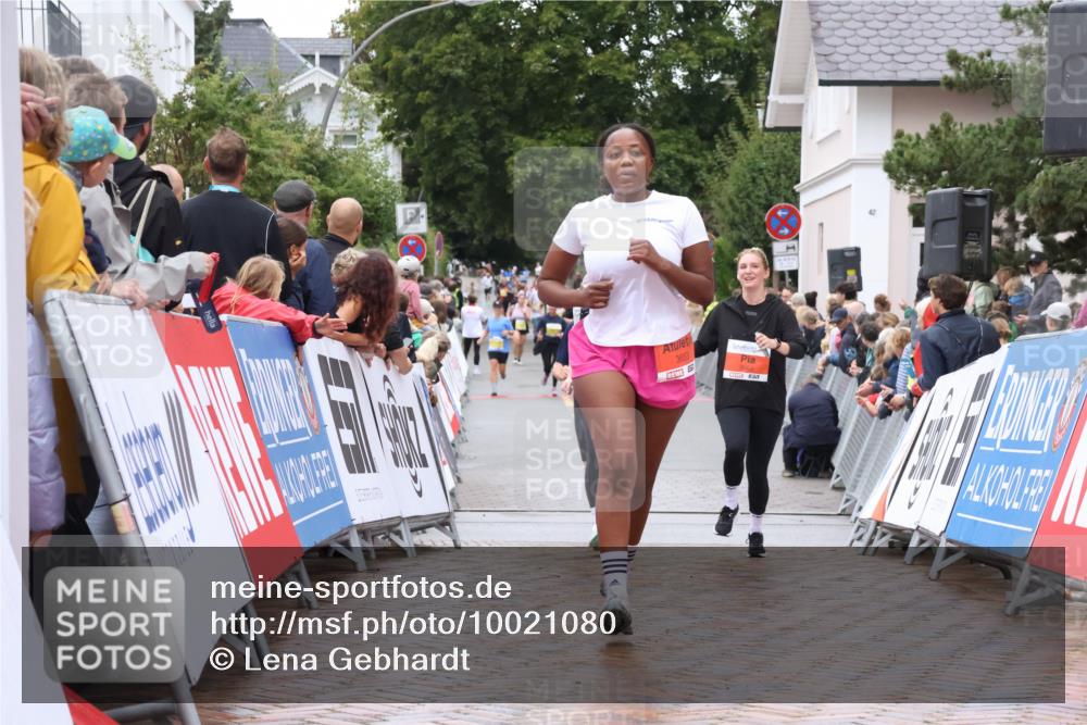 30.08.2026 - Blankeneser Heldenlauf Lena Gebhardt http://msf.ph/oto/10021080 30.08.2026 09:47:54 Ziel 1137, 1286, 1751, 1763, 3653, 3663, 3664 meine-sportfotos.de