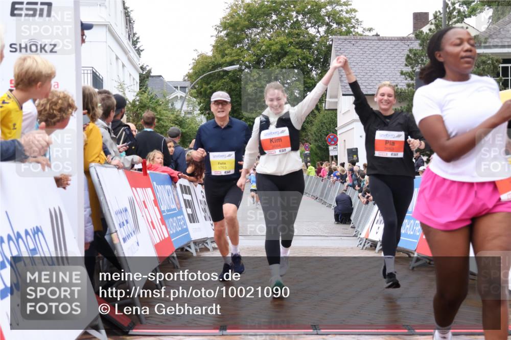 30.08.2026 - Blankeneser Heldenlauf Lena Gebhardt http://msf.ph/oto/10021090 30.08.2026 09:47:57 Ziel 1137, 1286, 1763, 3653, 3663, 3664 meine-sportfotos.de