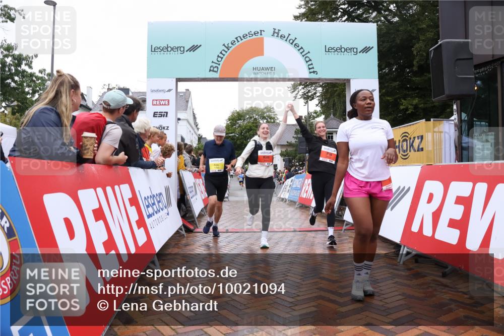 30.08.2026 - Blankeneser Heldenlauf Lena Gebhardt http://msf.ph/oto/10021094 30.08.2026 09:47:58 Ziel 1137, 1286, 1763, 3653, 3663, 3664 meine-sportfotos.de