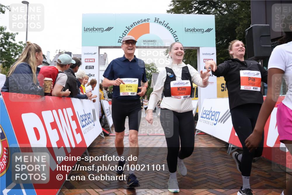30.08.2026 - Blankeneser Heldenlauf Lena Gebhardt http://msf.ph/oto/10021101 30.08.2026 09:47:59 Ziel 1763, 1765, 3653, 3663, 3664 meine-sportfotos.de
