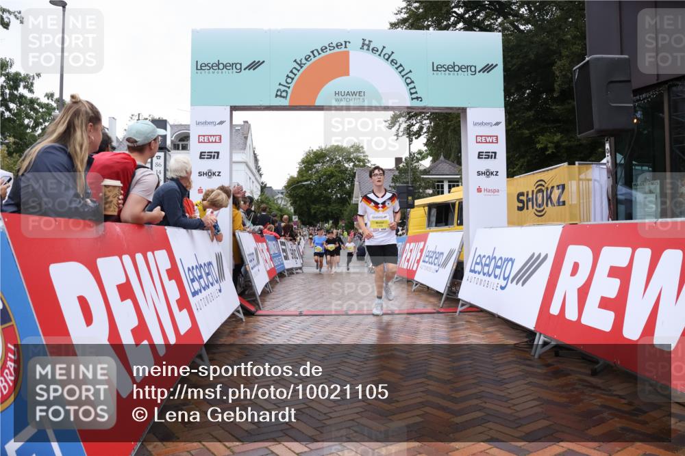 30.08.2026 - Blankeneser Heldenlauf Lena Gebhardt http://msf.ph/oto/10021105 30.08.2026 09:48:03 Ziel 1004, 1005, 1605, 1606, 1763, 1765, 3653, 3663, 3664 meine-sportfotos.de