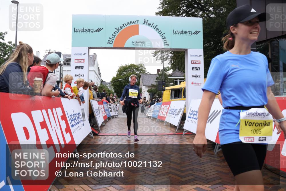 30.08.2026 - Blankeneser Heldenlauf Lena Gebhardt http://msf.ph/oto/10021132 30.08.2026 09:48:10 Ziel 1004, 1005, 1359, 1605, 1606, 1765, 1794 meine-sportfotos.de