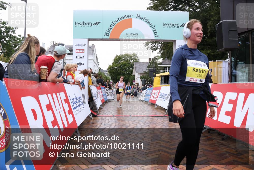 30.08.2026 - Blankeneser Heldenlauf Lena Gebhardt http://msf.ph/oto/10021141 30.08.2026 09:48:12 Ziel 1004, 1005, 1171, 1359, 1594, 1605, 1606, 1794 meine-sportfotos.de