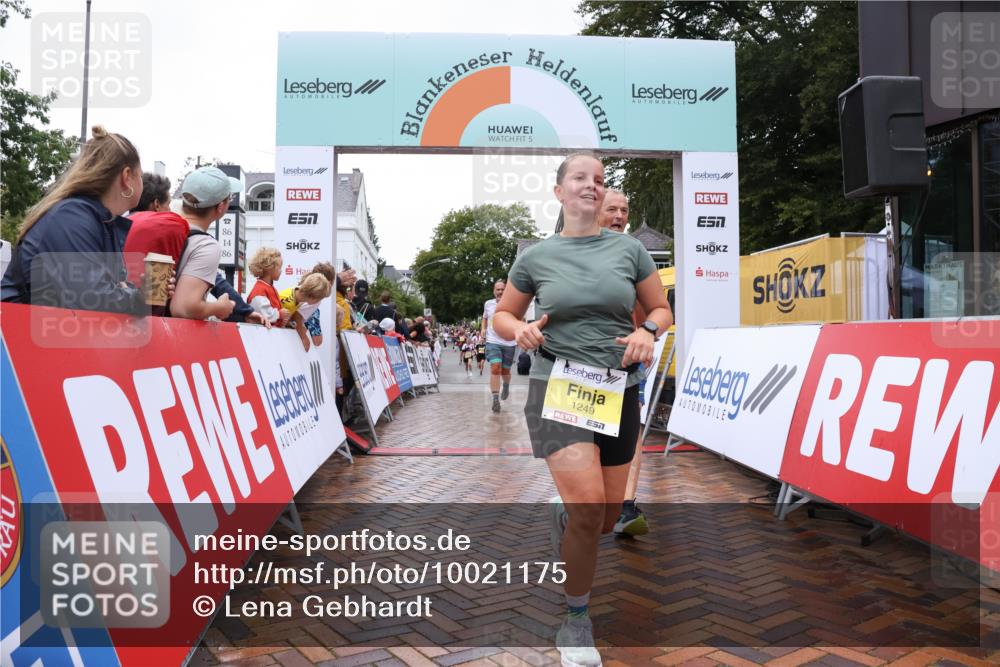 30.08.2026 - Blankeneser Heldenlauf Lena Gebhardt http://msf.ph/oto/10021175 30.08.2026 09:48:19 Ziel 1091, 1171, 1249, 1594, 1776, 1794 meine-sportfotos.de