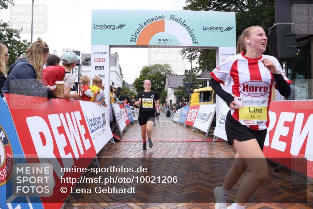 30.08.2026 - Blankeneser Heldenlauf Lena Gebhardt http://msf.ph/oto/10021206 30.08.2026 09:48:27 Ziel 1019, 1440, 1569, 1570, 1776 meine-sportfotos.de