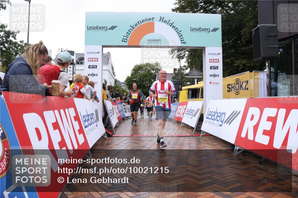 30.08.2026 - Blankeneser Heldenlauf Lena Gebhardt http://msf.ph/oto/10021215 30.08.2026 09:48:30 Ziel 1019, 1114, 1169, 1440, 1558, 1559, 1569, 1570 meine-sportfotos.de
