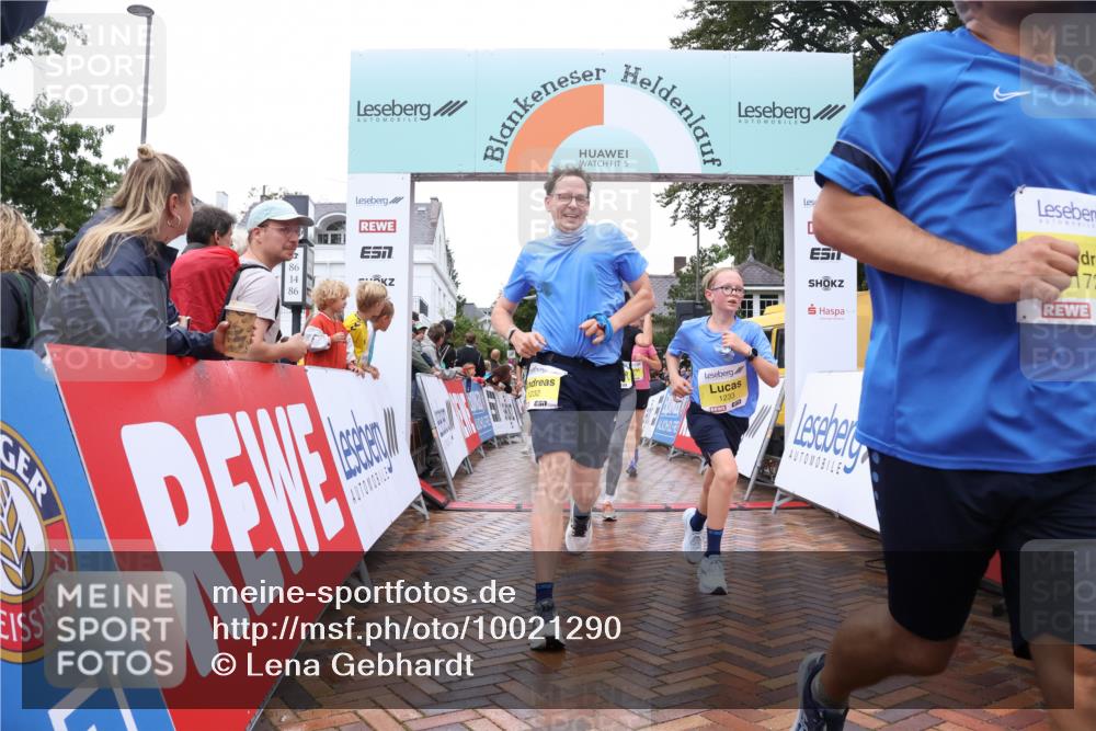 30.08.2026 - Blankeneser Heldenlauf Lena Gebhardt http://msf.ph/oto/10021290 30.08.2026 09:48:57 Ziel 1046, 1110, 1229, 1232, 1233, 1328, 1372, 1555, 1720, 1726, 1788 meine-sportfotos.de