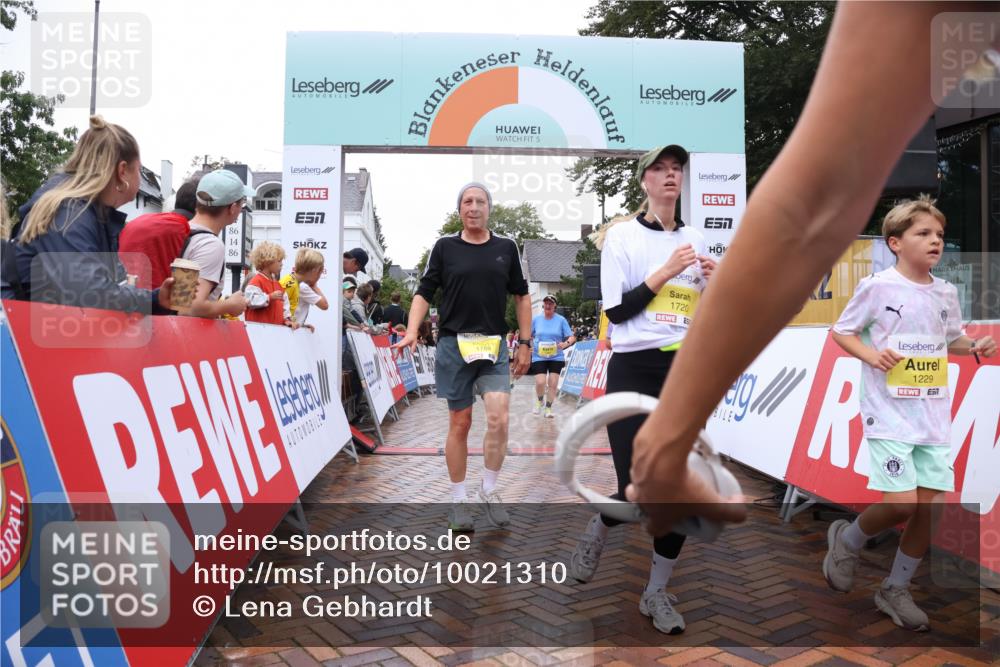 30.08.2026 - Blankeneser Heldenlauf Lena Gebhardt http://msf.ph/oto/10021310 30.08.2026 09:49:01 Ziel 1046, 1229, 1232, 1233, 1280, 1328, 1372, 1555, 1720, 1726, 1788 meine-sportfotos.de