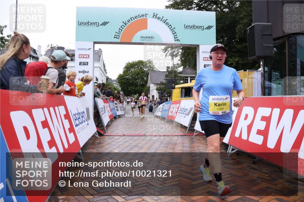 30.08.2026 - Blankeneser Heldenlauf Lena Gebhardt http://msf.ph/oto/10021321 30.08.2026 09:49:04 Ziel 1046, 1181, 1207, 1229, 1232, 1233, 1280, 1328, 1372, 1555, 1720, 1755, 1788 meine-sportfotos.de