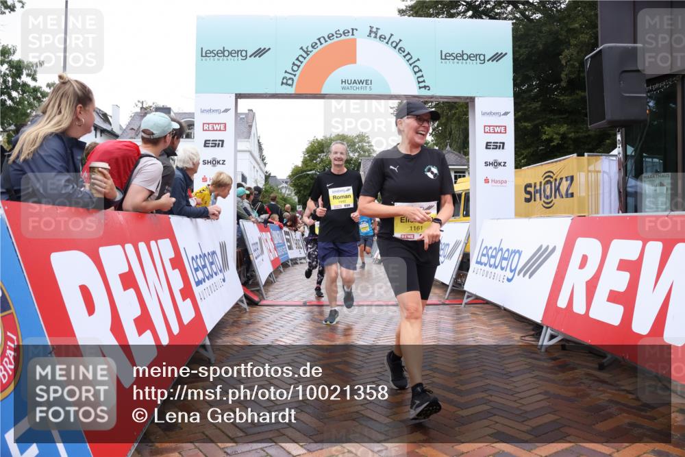 30.08.2026 - Blankeneser Heldenlauf Lena Gebhardt http://msf.ph/oto/10021358 30.08.2026 09:49:16 Ziel 1161, 1181, 1207, 1315, 1442, 1545, 1639, 1755 meine-sportfotos.de