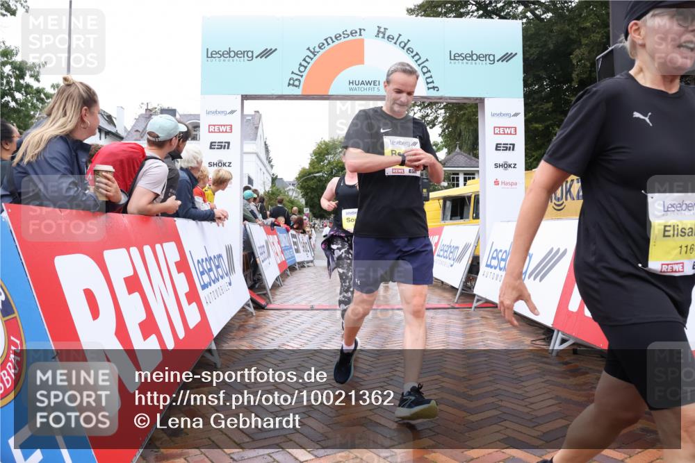 30.08.2026 - Blankeneser Heldenlauf Lena Gebhardt http://msf.ph/oto/10021362 30.08.2026 09:49:17 Ziel 1161, 1315, 1442, 1545, 1639 meine-sportfotos.de