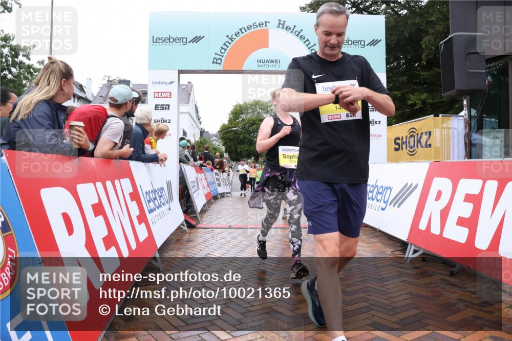 30.08.2026 - Blankeneser Heldenlauf Lena Gebhardt http://msf.ph/oto/10021365 30.08.2026 09:49:17 Ziel 1161, 1315, 1442, 1545, 1639 meine-sportfotos.de