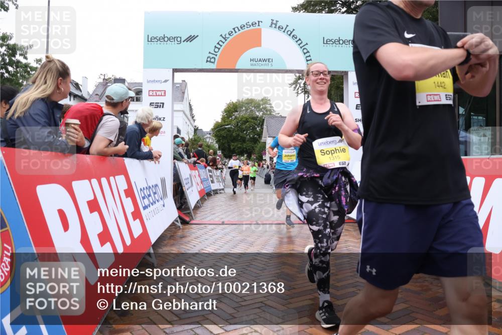 30.08.2026 - Blankeneser Heldenlauf Lena Gebhardt http://msf.ph/oto/10021368 30.08.2026 09:49:18 Ziel 1161, 1315, 1442, 1498, 1545, 1639 meine-sportfotos.de