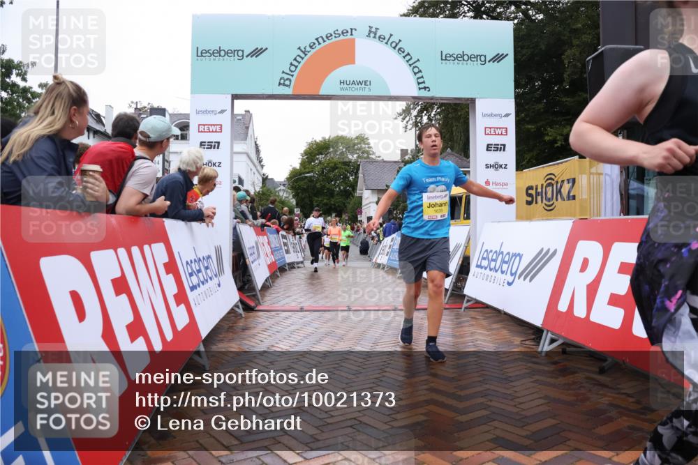 30.08.2026 - Blankeneser Heldenlauf Lena Gebhardt http://msf.ph/oto/10021373 30.08.2026 09:49:18 Ziel 1161, 1315, 1442, 1498, 1545, 1639 meine-sportfotos.de