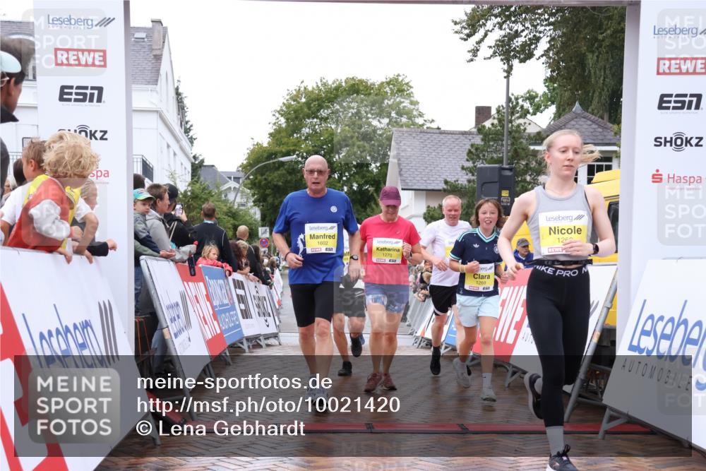 30.08.2026 - Blankeneser Heldenlauf Lena Gebhardt http://msf.ph/oto/10021420 30.08.2026 09:49:45 Ziel 1201, 1268, 1269, 1270, 1593, 1601, 1602, 1668, 1669 meine-sportfotos.de