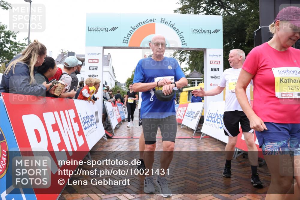 30.08.2026 - Blankeneser Heldenlauf Lena Gebhardt http://msf.ph/oto/10021431 30.08.2026 09:49:49 Ziel 1201, 1268, 1269, 1270, 1593, 1601, 1602, 1668, 1669 meine-sportfotos.de